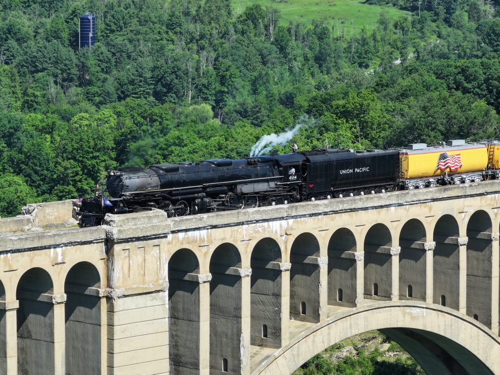 Big Boy No. 4014 on the deck of the Tunkhannock Creek Viaduct, Nicholson, PA, June 13, 2026