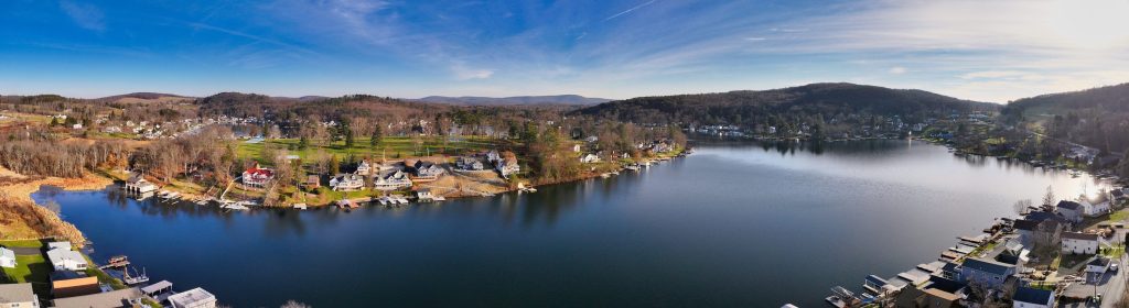 Aerial panorama of Lake Winola and its lakefront homes, Pennsylvania